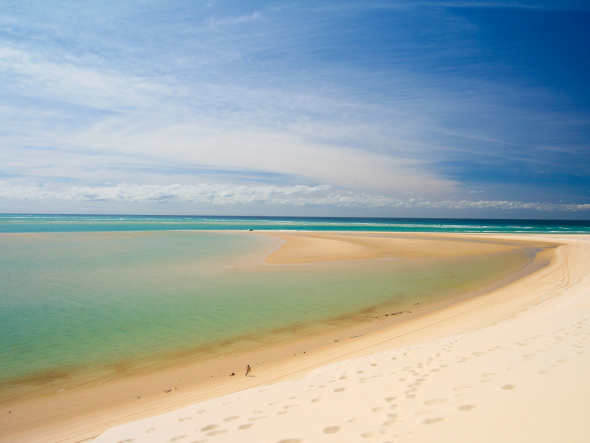 2. Pláž Fraser Island Qeensland/Austrálie