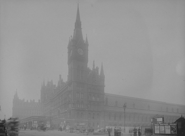 5. Železniční terminál St. Pancras 1. července roku 1907
