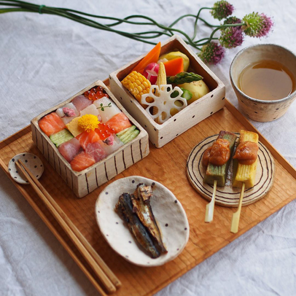 6. Obecně lze říci, že Japonci se dožívají vysokého věku a je možné, že i konzumace kvalitního jídla v podobě sushi na tom může mít svůj podíl
