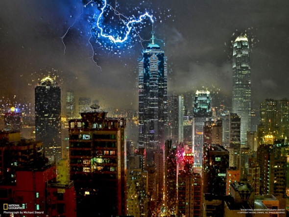 Když v Hongkongu lítají blesky