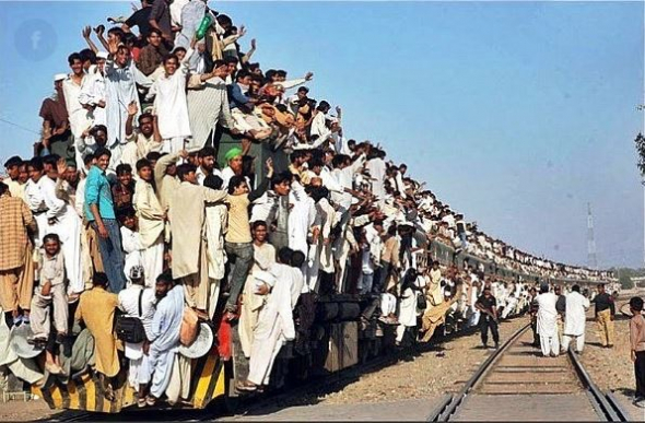 2. Takhle se cestuje vlakem v Pákistánu... 