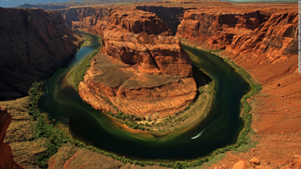 Oblouk řeky Colorado Horseshoe Bend v Arizoně